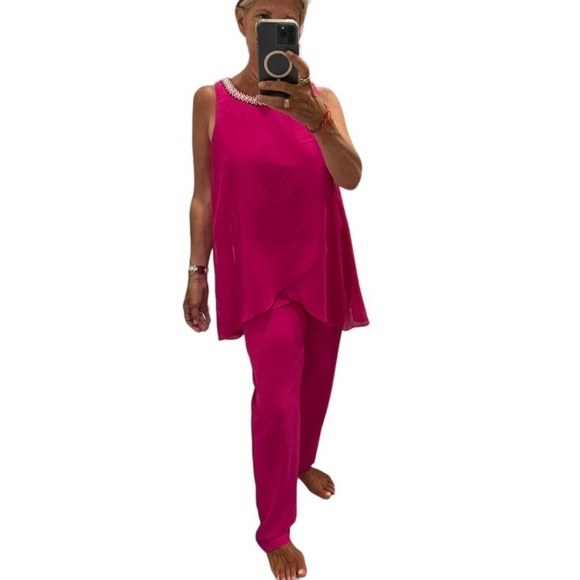 Marina Pink Overlay Embellished Sleeveless Jumpsuit.Size 10 - Picture 2 of 15